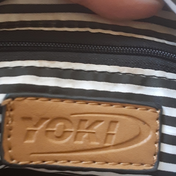 Yoki Tan Fringe Shoulder/ Crossbody Purse - Picture 6 of 8